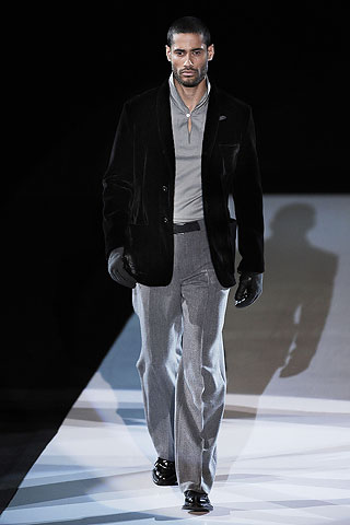 Giorgio Armani / - 2009-2010